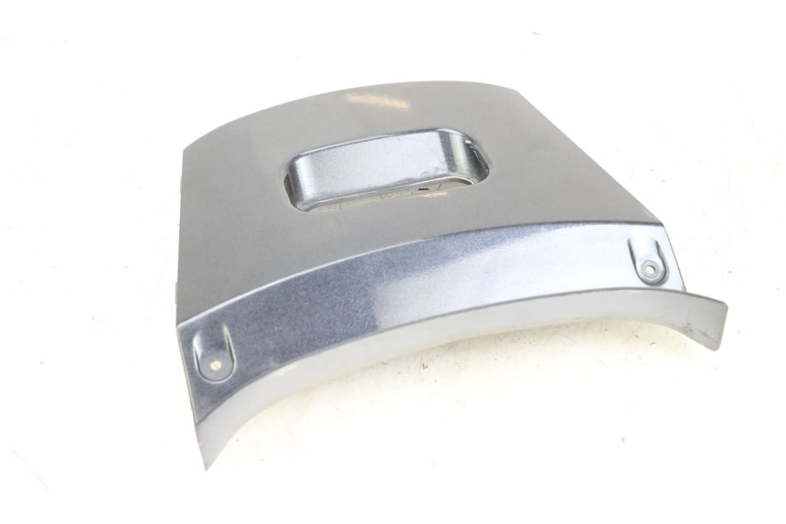 photo de CARENA POSTERIORE CONGIUNZIONE SUPERIORE KYMCO XCITING 250 (2006 - 2009) - Altra angolazione