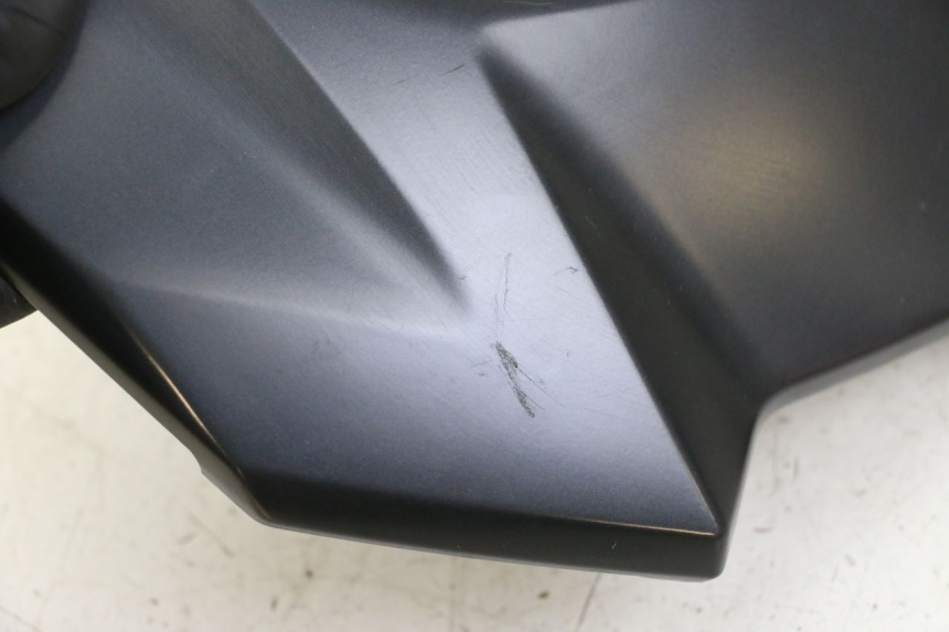 photo de CARENA POSTERIORE CONGIUNZIONE SUPERIORE YAMAHA YP T-MAX TMAX 530 (2017 - 2020) - Dettaglio del componente