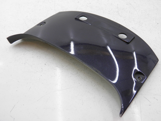 photo de Giunzione carenatura posteriore superiore YIYING YY 125 T-10 125 (2006 - 2012) - Zoom sullo stato d'uso