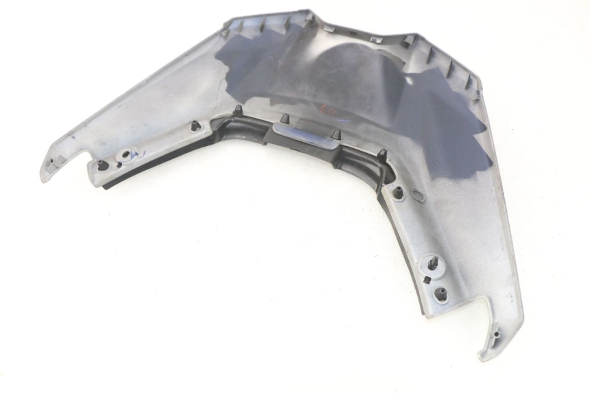 photo de CARENA POSTERIORE CONGIUNZIONE SUPERIORE YAMAHA YP T-MAX TMAX 530 (2017 - 2020) - Zoom sullo stato d'uso