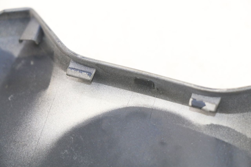 photo de CARENA POSTERIORE CONGIUNZIONE SUPERIORE YAMAHA YP T-MAX TMAX 530 (2017 - 2020) - Altra angolazione