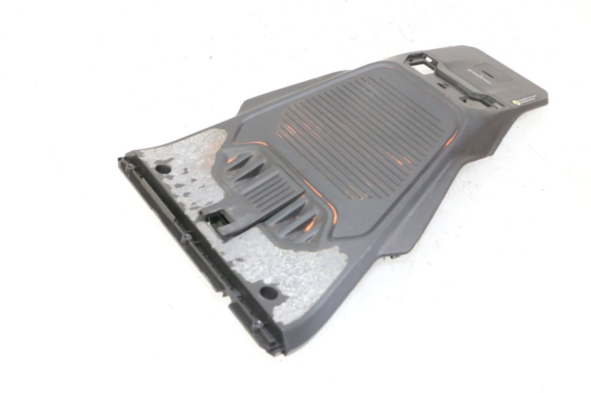 photo de CARENA POSTERIORE CONGIUNZIONE SUPERIORE SEGWAY NINEBOT ZT3 PRO 1 - Dettaglio del componente