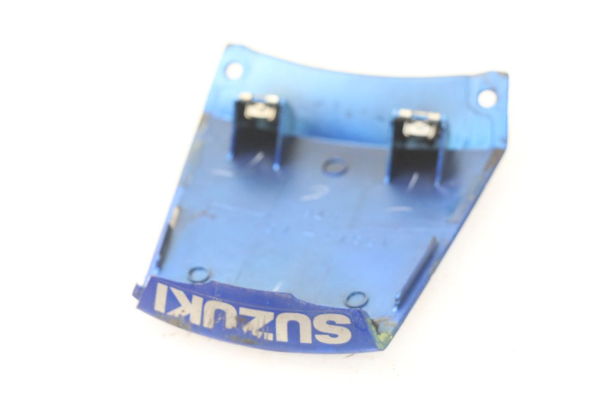 photo de Giunzione carenatura posteriore SUZUKI SV S ABS 650 (2003 - 2009) - Primo piano tecnico