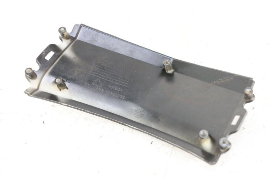 photo de Giunzione carenatura posteriore TNT MOTOR BOSTON 4T 50 (2018 - 2025) - Dettaglio del componente