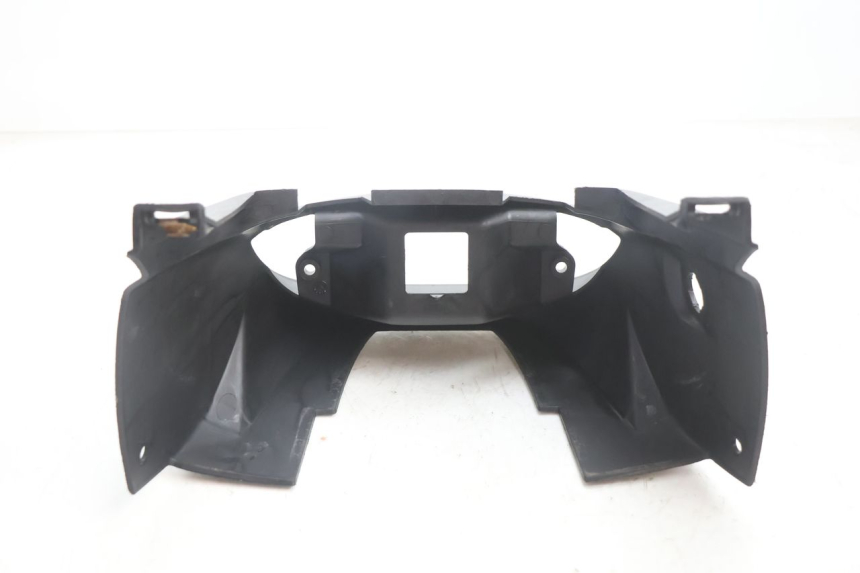 photo de CARENA POSTERIORE CONGIUNZIONE PEUGEOT TREKKER TKR 50 (2005 - 2014) - Primo piano tecnico