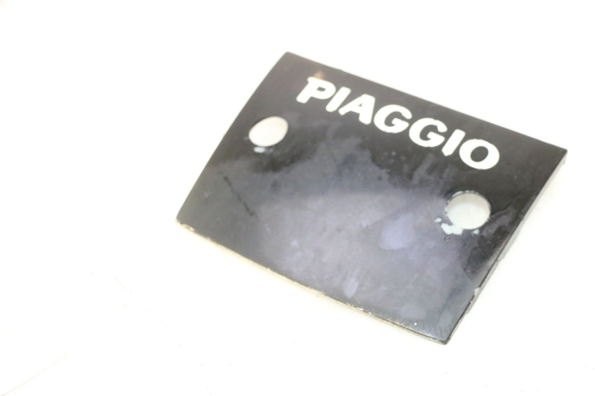 photo de CARENA POSTERIORE CONGIUNZIONE PIAGGIO TYPHOON 50 (2000 - 2009) - Dettaglio del componente