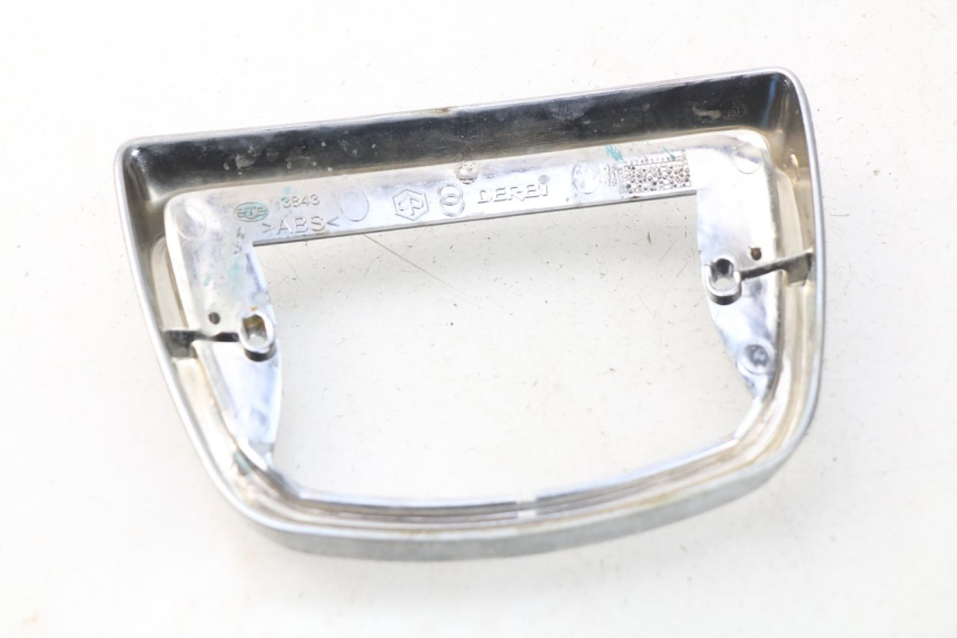 photo de Giunzione carenatura posteriore PIAGGIO VESPA LX IE 125 (2010 - 2012) - Dettaglio del componente