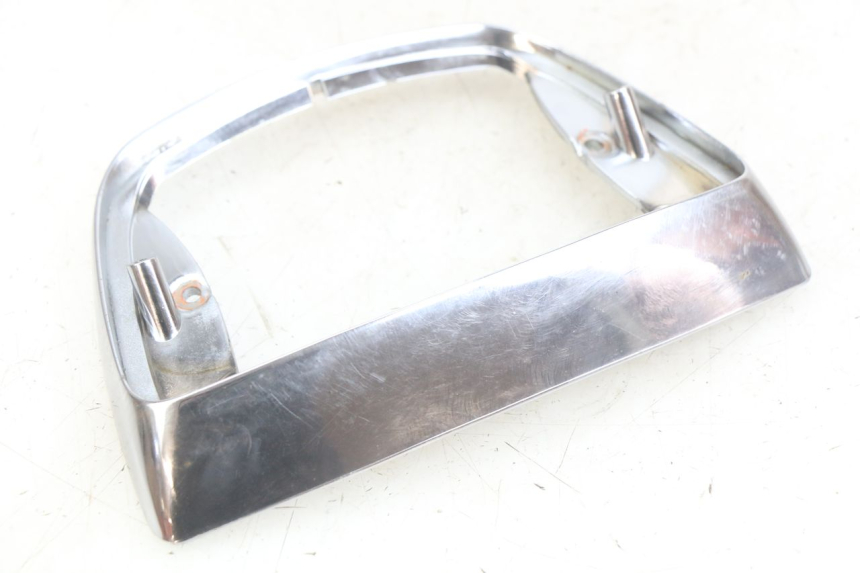 photo de GIUNZIONE PARAFANGO POSTERIORE PIAGGIO VESPA S 2T 50 (2007 - 2014) - Altra angolazione