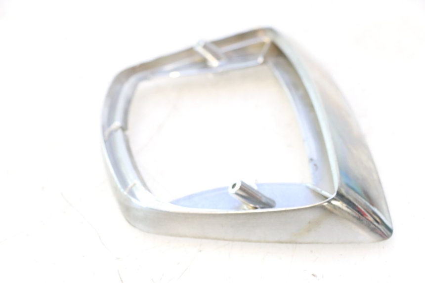 photo de GIUNZIONE PARAFANGO POSTERIORE PIAGGIO VESPA S 2T 50 (2007 - 2014) - Dettaglio del componente