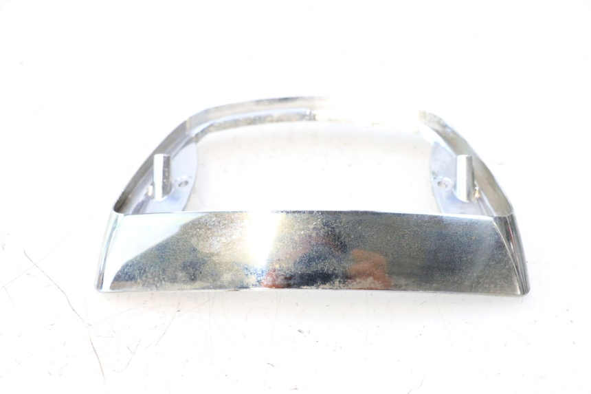 photo de GIUNZIONE PARAFANGO POSTERIORE PIAGGIO VESPA S 2T 50 (2007 - 2014) - Zoom sullo stato d'uso