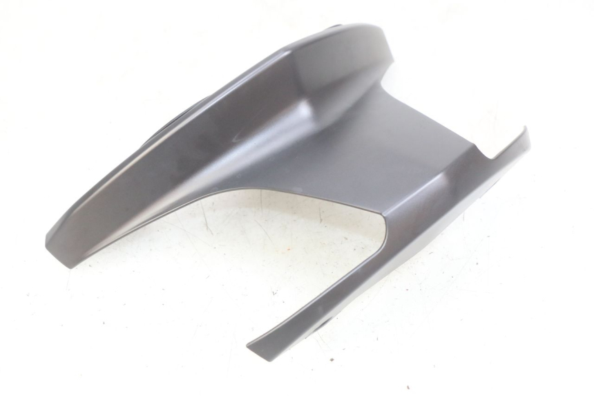 photo de GIUNZIONE PARAFANGO POSTERIORE YAMAHA X-MAX XMAX 125 (2010 - 2013) - Vista d'insieme del prodotto