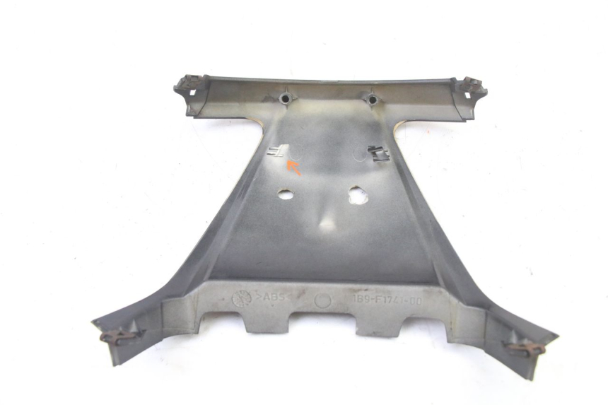 photo de GIUNZIONE PARAFANGO POSTERIORE YAMAHA XMAX X-MAX 125 (2006 - 2009) - Ricambio usato controllato