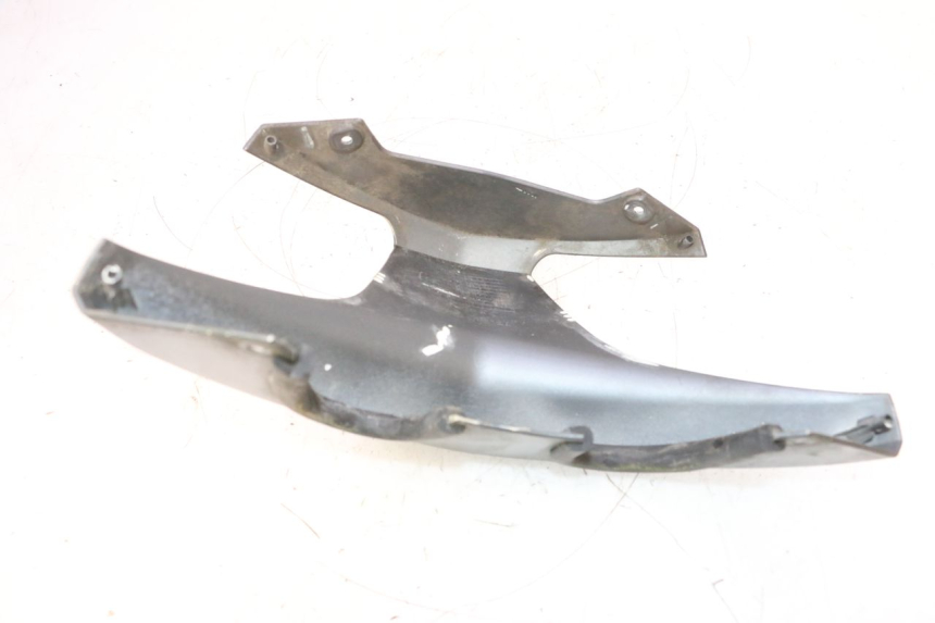 photo de GIUNZIONE PARAFANGO POSTERIORE YAMAHA X-MAX XMAX 125 (2010 - 2013) - Dettagli dei punti di fissaggio