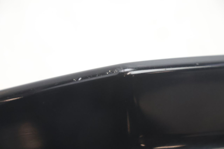 photo de GIUNZIONE PARAFANGO POSTERIORE YAMAHA X-MAX XMAX 125 (2010 - 2013) - Zoom sullo stato d'uso