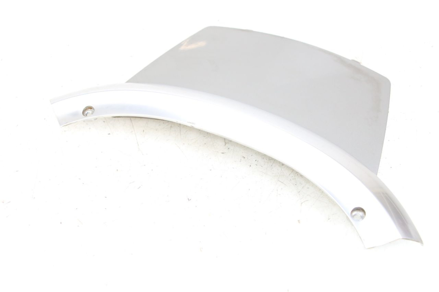 photo de GIUNZIONE PARAFANGO POSTERIORE PIAGGIO X10 125 (2012 - 2017) - Primo piano tecnico