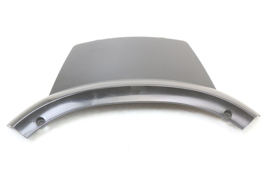 photo de GIUNZIONE PARAFANGO POSTERIORE PIAGGIO X10 125 (2012 - 2017) - Altra angolazione