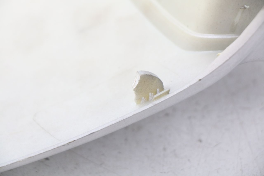 photo de GIUNZIONE PARAFANGO POSTERIORE PIAGGIO X9 125 (2000 - 2003) - Altra angolazione