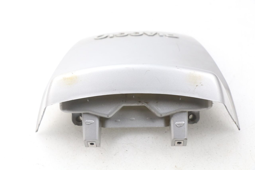 photo de GIUNZIONE PARAFANGO POSTERIORE PIAGGIO X9 125 (2000 - 2003) - Primo piano tecnico