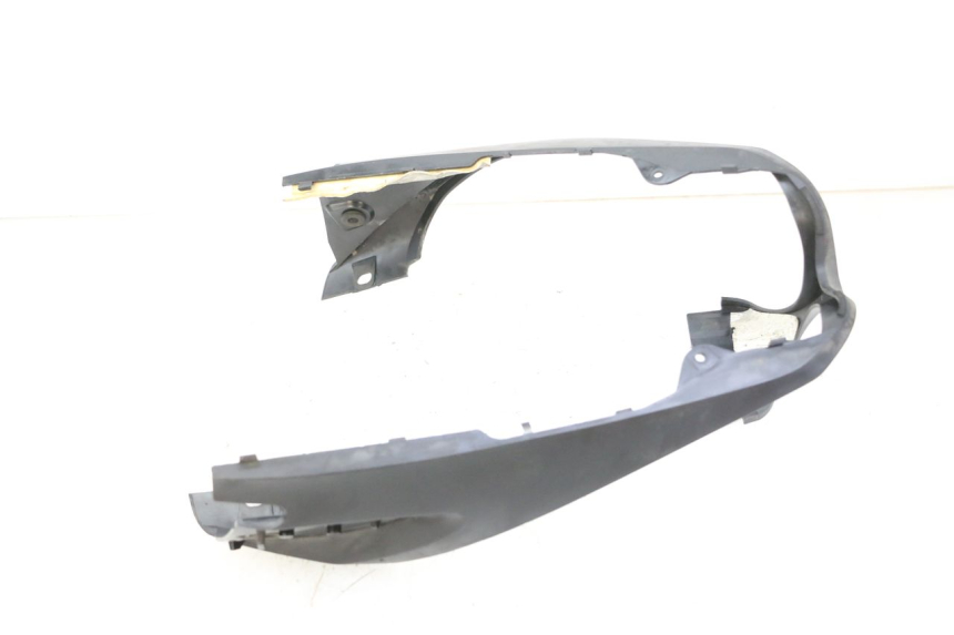 photo de CARENA POSTERIORE CONGIUNZIONE YAMAHA FZ6 FAZER S2 600 (2007 - 2011) - Altra angolazione