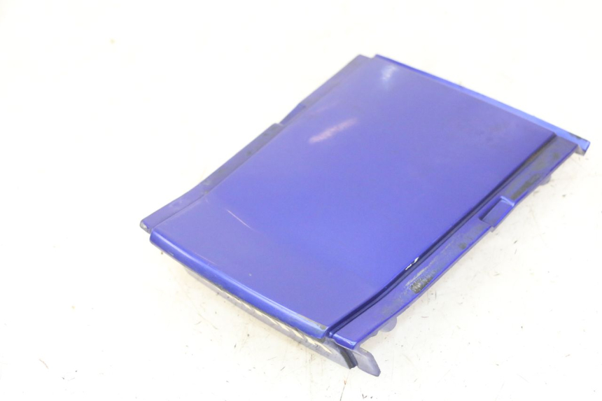 photo de CARENA POSTERIORE CONGIUNZIONE YAMAHA FZS FAZER 600 (2001 - 2003) - Altra angolazione