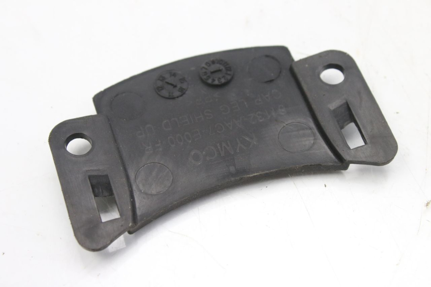 photo de GIUNZIONE CARENA ANTERIORE KYMCO AGILITY 4T 50 (2018 - 2022) - Vista principale