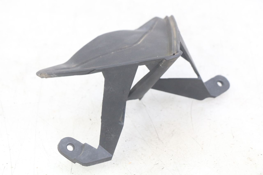 photo de GIUNZIONE CARENA ANTERIORE NECO ALEXONE 125 (2017 - 2024) - Primo piano tecnico