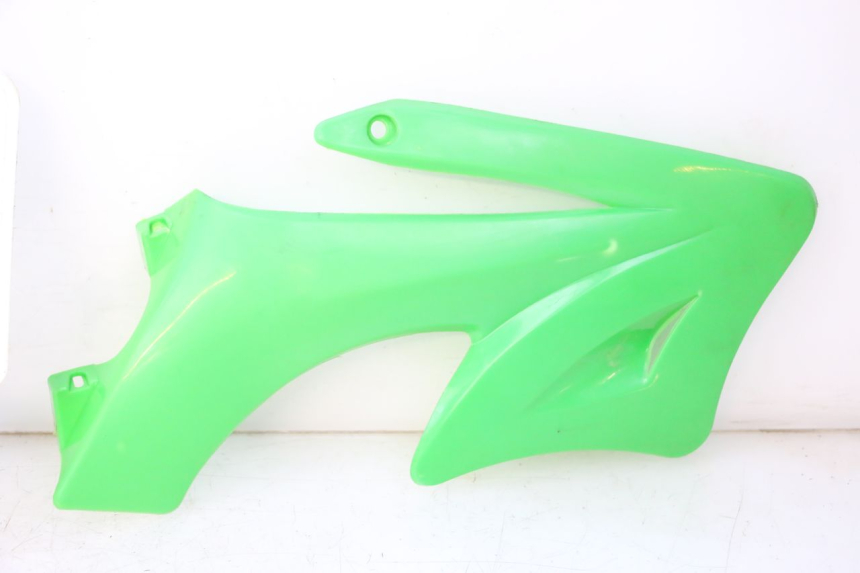 photo de GIUNZIONE CARENA ANTERIORE LONCIN DIRT BIKE 125 - Vista d'insieme del prodotto