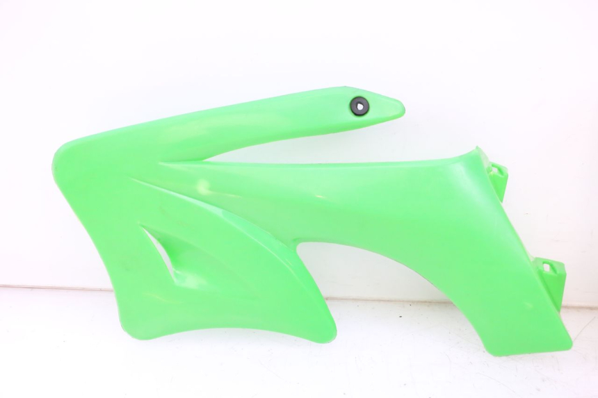 photo de GIUNZIONE CARENA ANTERIORE LONCIN DIRT BIKE 125 - Dettagli dei punti di fissaggio