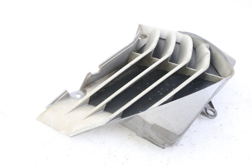 photo de CARENA ANTERIORE CONGIUNZIONE PEUGEOT ELYSTAR 50 (2002 - 2014) - Altra angolazione