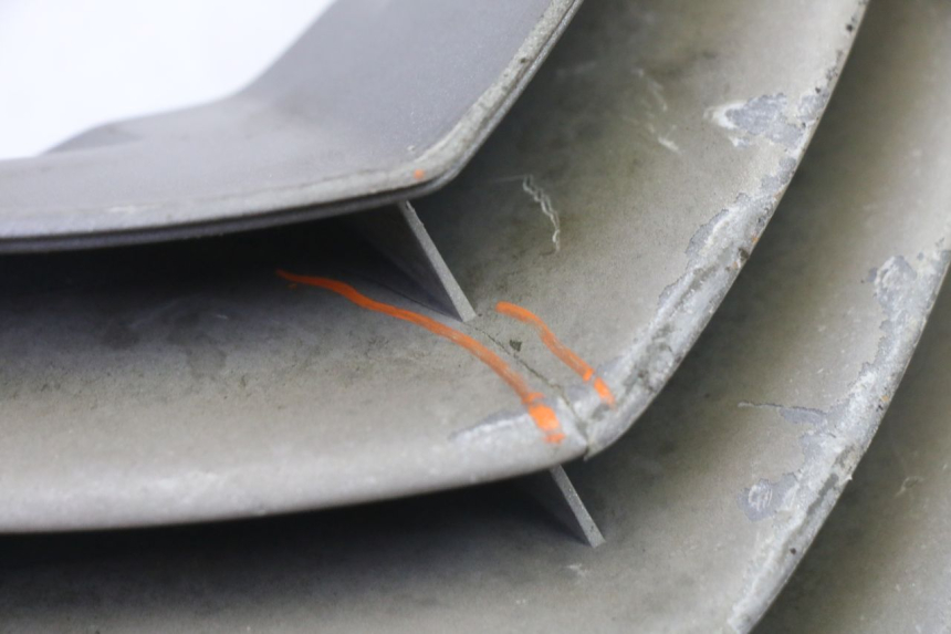 photo de CARENA ANTERIORE CONGIUNZIONE PEUGEOT ELYSTAR 50 (2002 - 2014) - Dettaglio del componente