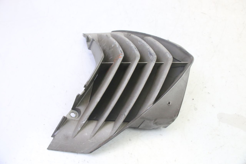 photo de CARENA ANTERIORE CONGIUNZIONE PEUGEOT ELYSTAR 50 (2002 - 2014) - Primo piano tecnico