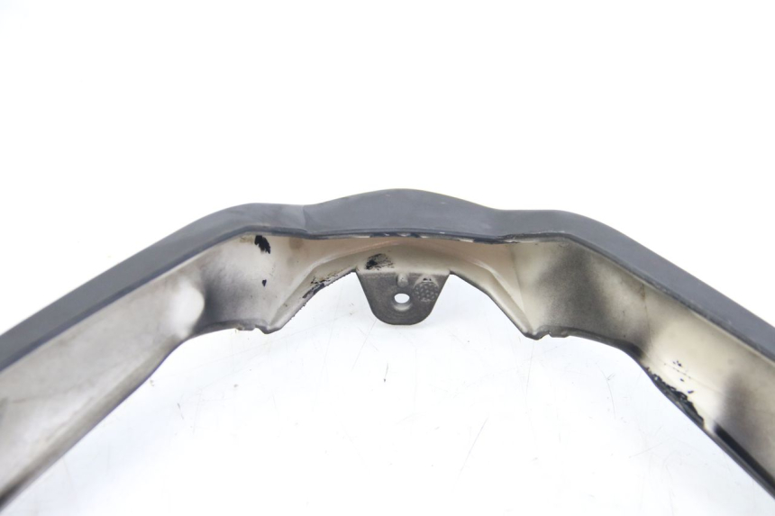 photo de GIUNZIONE CARENA ANTERIORE JM MOTORS EVOLIS 4T 50 (2018 - 2022) - Caratteristiche distintive