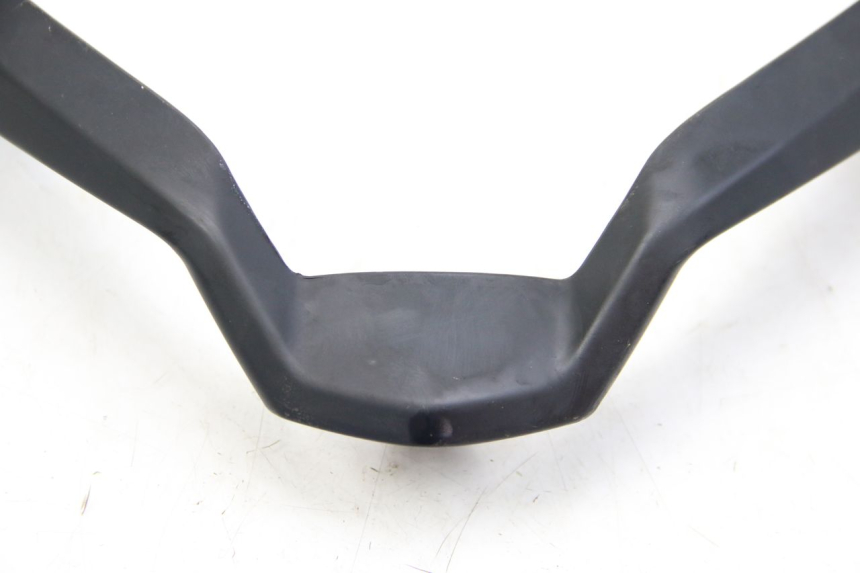 photo de GIUNZIONE CARENA ANTERIORE JM MOTORS EVOLIS 4T 50 (2018 - 2022) - Altra angolazione