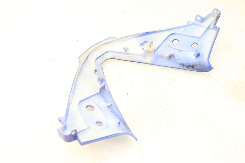 photo de CARENA ANTERIORE CONGIUNZIONE STAHO FH 50 (2018 - 2019) - Dettagli dei punti di fissaggio