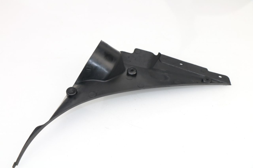 photo de GIUNZIONE CARENA ANTERIORE YAMAHA FJR ABS 1300 (2006 - 2012) - Primo piano tecnico