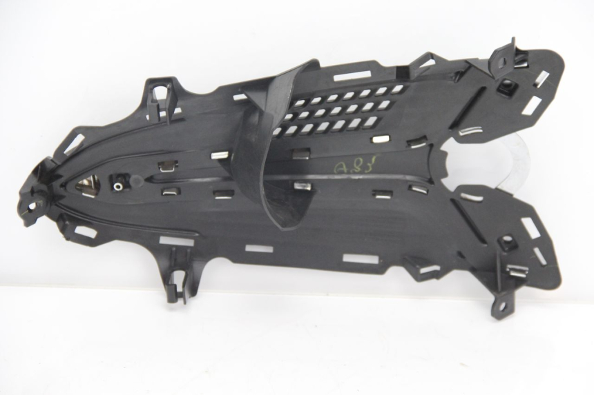 photo de Giunzione carena anteriore MBK FLIPPER 115 (2013 - 2017) - Dettaglio del componente