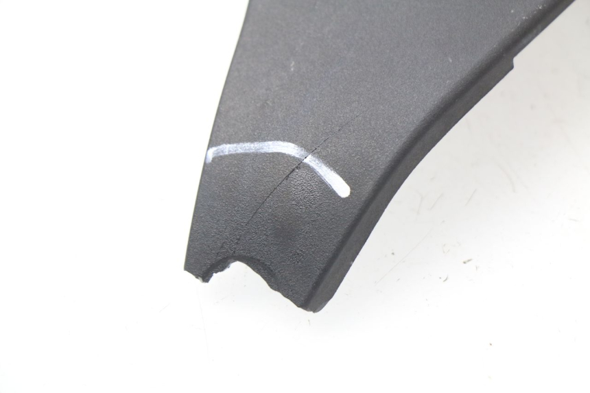 photo de Giunzione carena anteriore SUZUKI GSX-R GSXR K16 1000 (2012 - 2016) - Primo piano tecnico