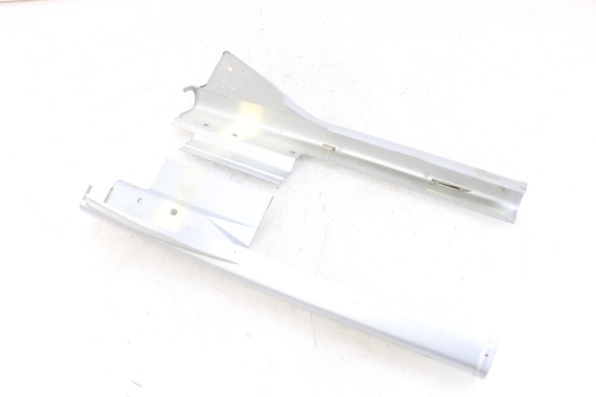 photo de GIUNZIONE PARAFANGO ANTERIORE INF PEUGEOT 103 VOGUE VS2 50 (2004 - 2017) - Vista d'insieme del prodotto