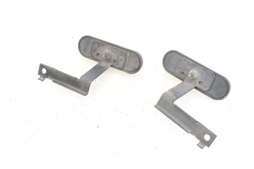 photo de GIUNZIONE PARAURTI ANTERIORE INF KYMCO AGILITY 16+ 4T 50 (2018 - 2023) - Dettaglio del componente