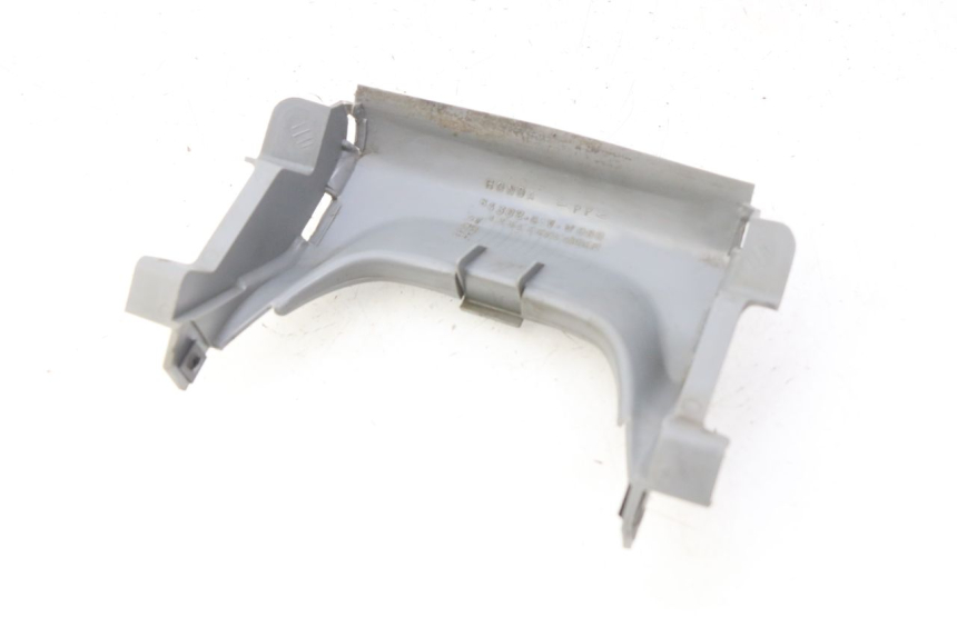 photo de CARENA ANTERIORE CONGIUNZIONE HONDA BALI EX 100 (1996 - 2000) - Altra angolazione