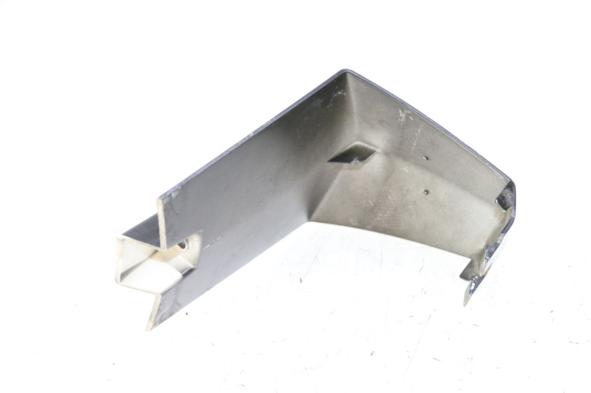 photo de GIUNZIONE PARAURTI ANTERIORE INF PEUGEOT CITYSTAR 50 (2013 - 2017) - Dettaglio del componente