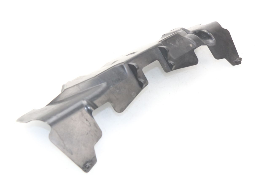 photo de Giunzione carena anteriore inf SUZUKI GSX-R GSXR K16 1000 (2012 - 2016) - Zoom sullo stato d'uso