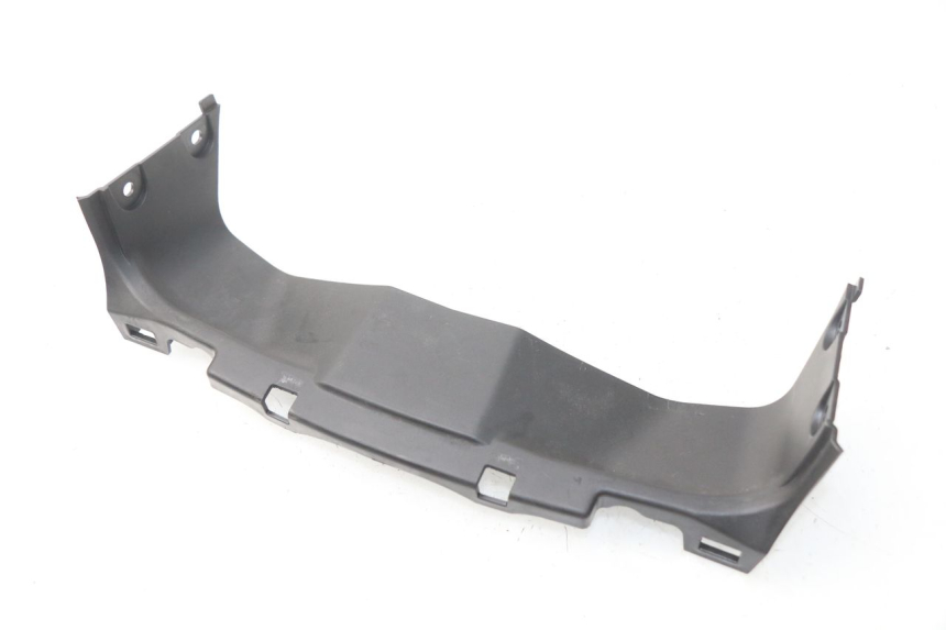 photo de Giunzione carena anteriore inferiore HONDA INTEGRA NC D 750 (2016 - 2018) - Zoom sullo stato d'uso