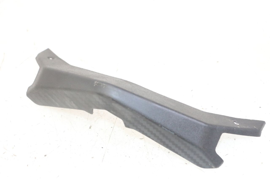 photo de GIUNZIONE PARAURTI ANTERIORE INF SYM JET 14 4T 50 (2018 - 2022) - Vista principale