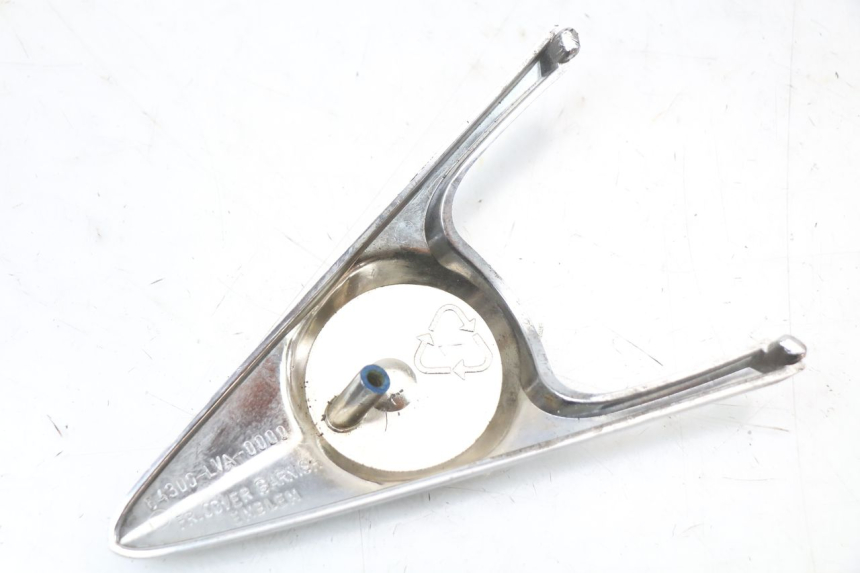 photo de Giunzione carenatura anteriore inf SYM JOYRIDE EVO 125 (2009 - 2016) - Zoom sullo stato d'uso