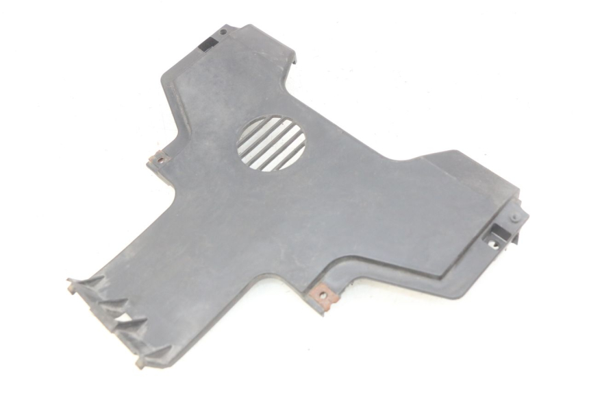 photo de GIUNZIONE PARAURTI ANTERIORE INF PIAGGIO MP3 LT 300 (2010 - 2016) - Altra angolazione