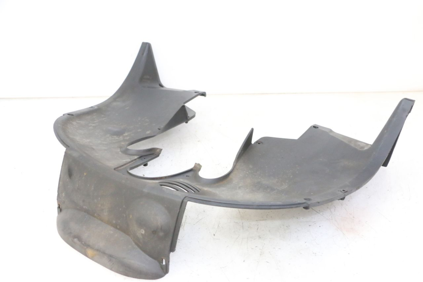 photo de GIUNZIONE PARAURTI ANTERIORE INF PIAGGIO MP3 LT 300 (2010 - 2016) - Dettagli dei punti di fissaggio