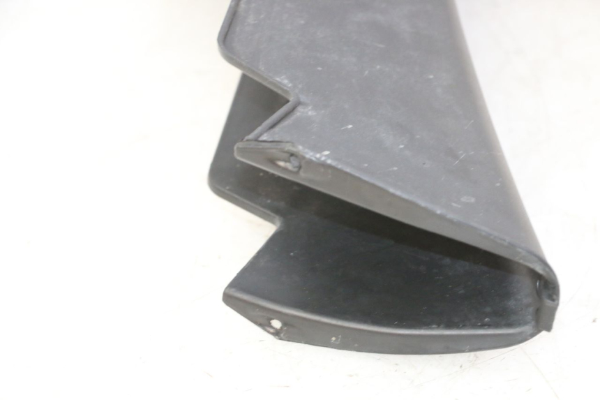 photo de CARENA ANTERIORE CONGIUNZIONE PIAGGIO MP3 RL 250 (2006 - 2010) - Dettaglio del componente