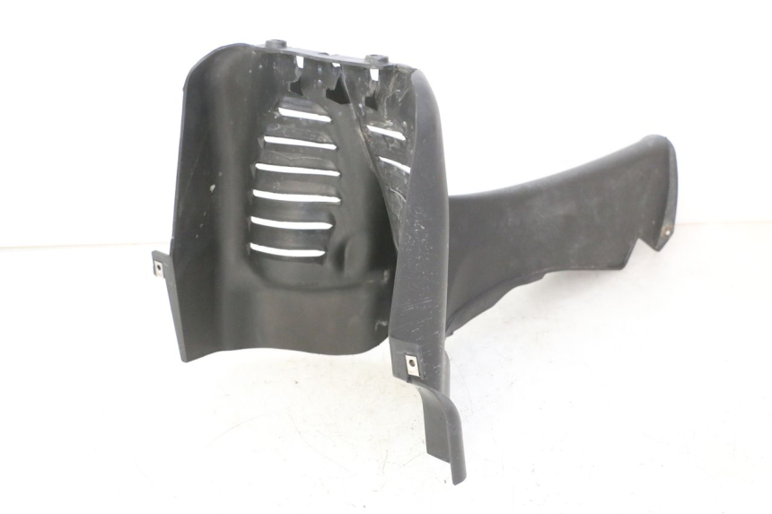 photo de CARENA ANTERIORE CONGIUNZIONE PIAGGIO MP3 RL 250 (2006 - 2010) - Dettagli dei punti di fissaggio