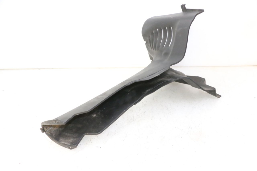 photo de Giunzione carenatura anteriore inf PIAGGIO MP3 500 (2011 - 2015) - Primo piano tecnico